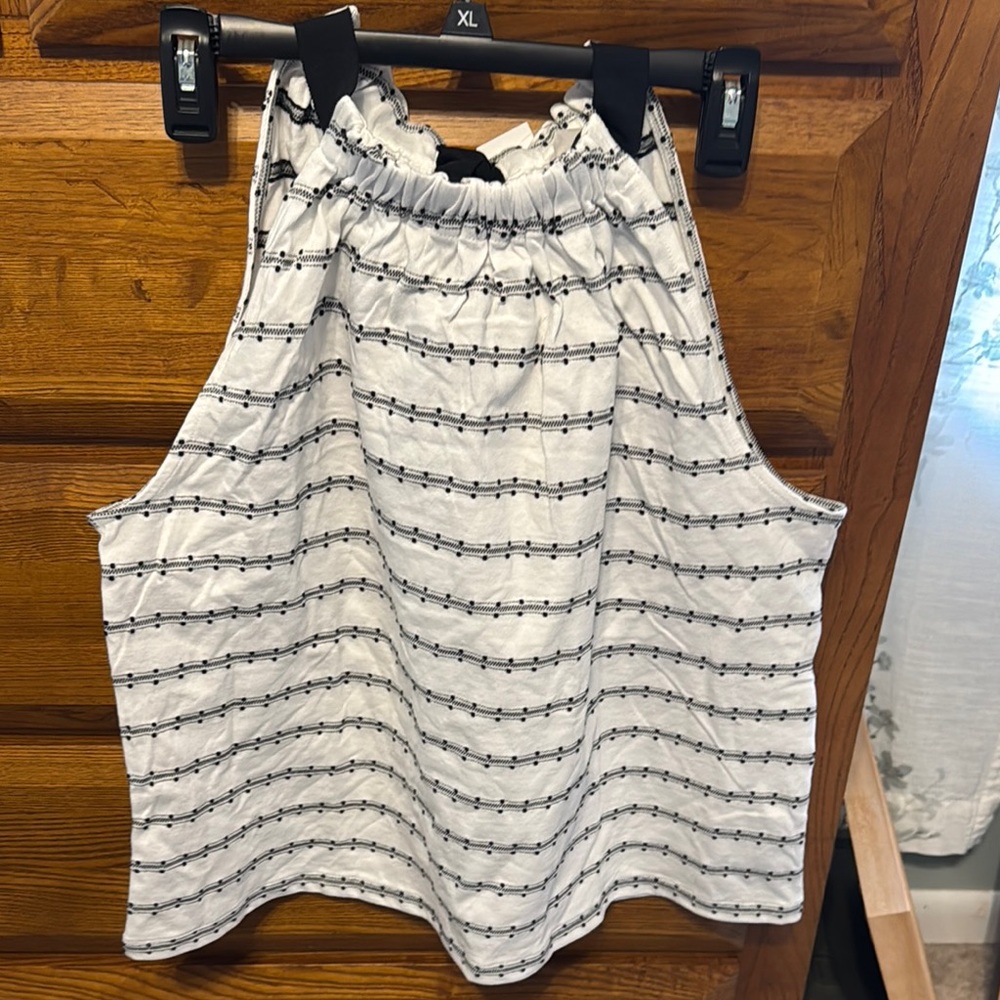 White and Black Patterned Sleeveless Top